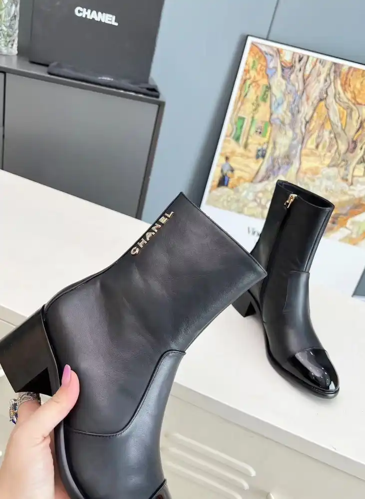 hype Chanel Boots