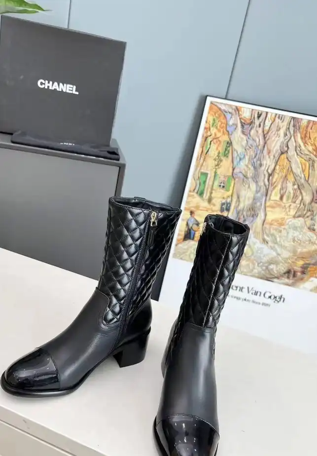 hype Chanel Boots