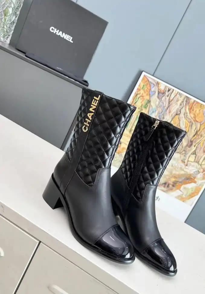 hype Chanel Boots