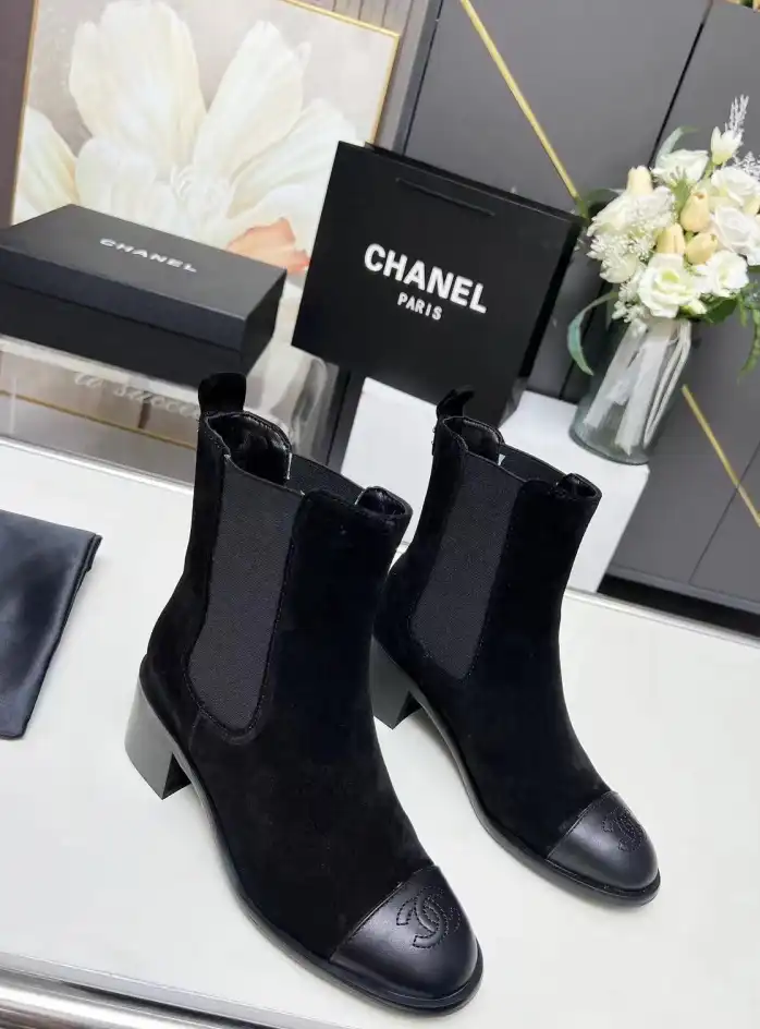 hype Chanel Boots