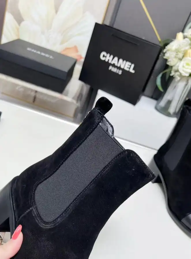 hype Chanel Boots