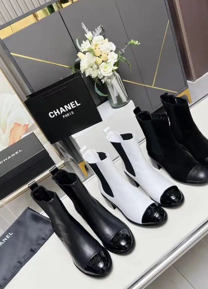 hype Chanel Boots