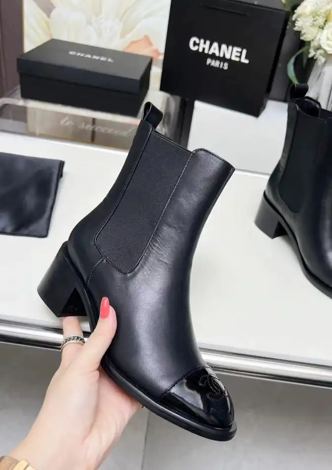 hype Chanel Boots