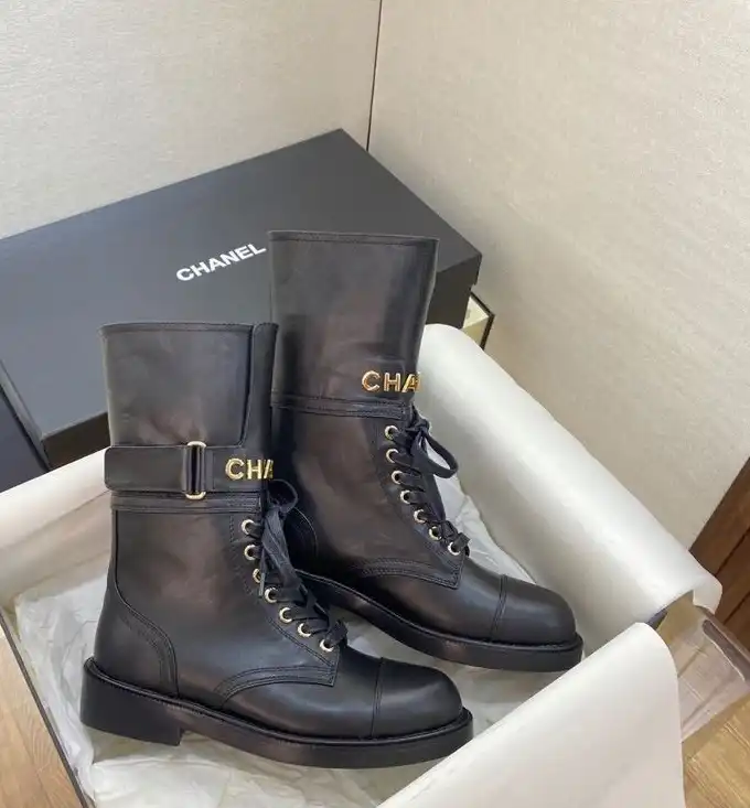 hype Chanel Boots