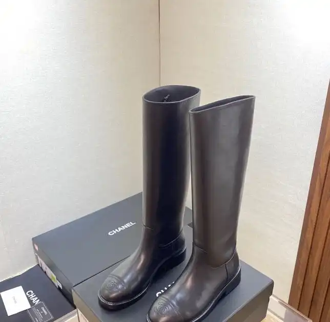 hype Chanel Boots