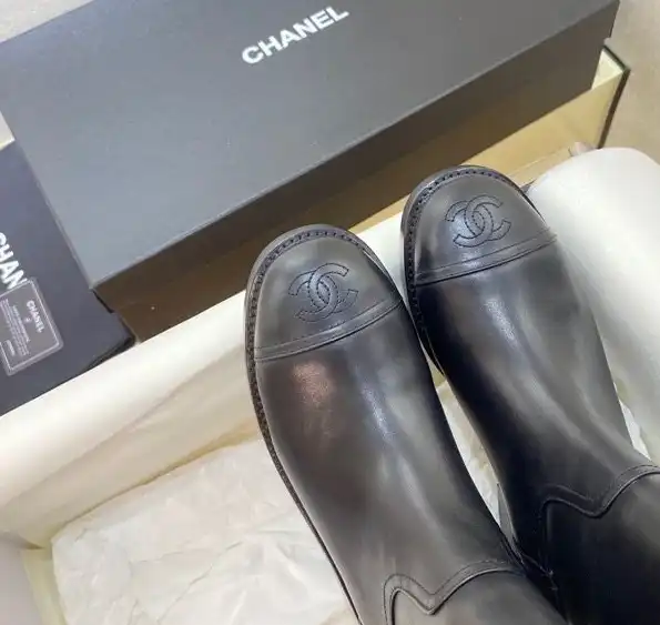 hype Chanel Boots