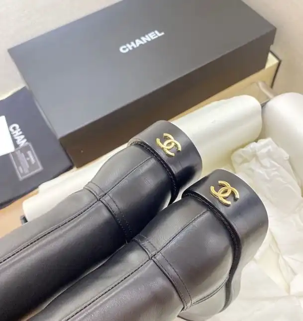 hype Chanel Boots