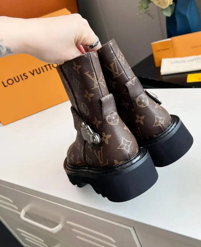 hype LV Boots