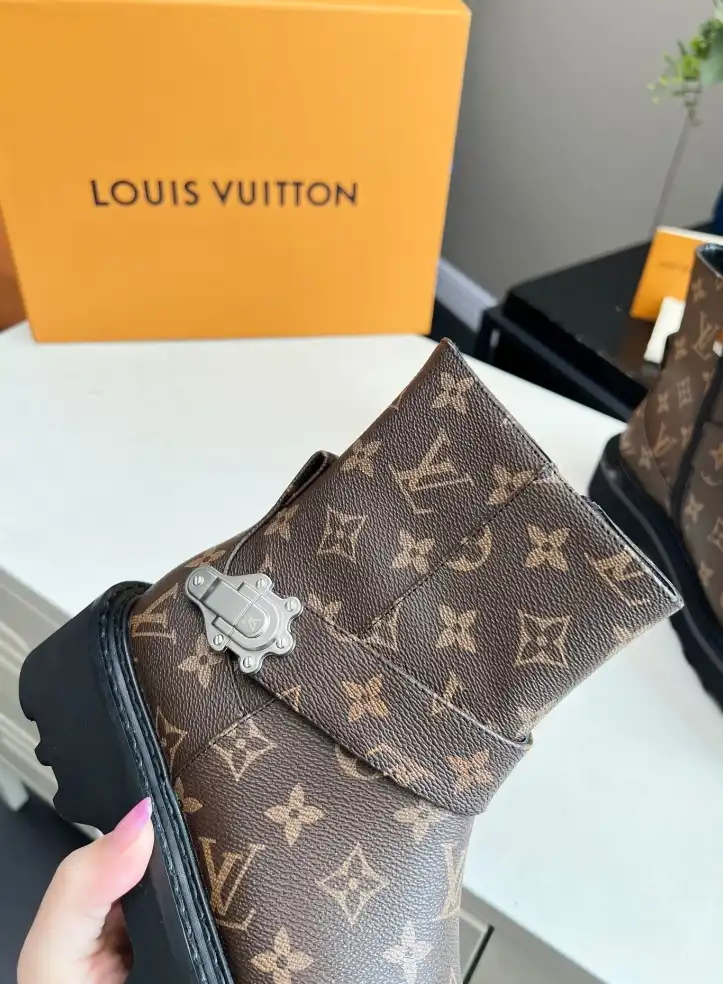 hype LV Boots