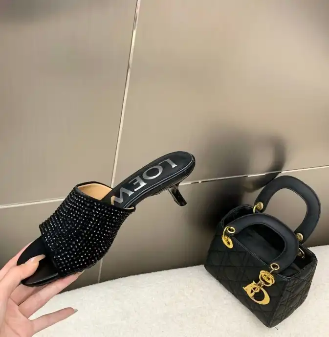 hype Loewe Slippers