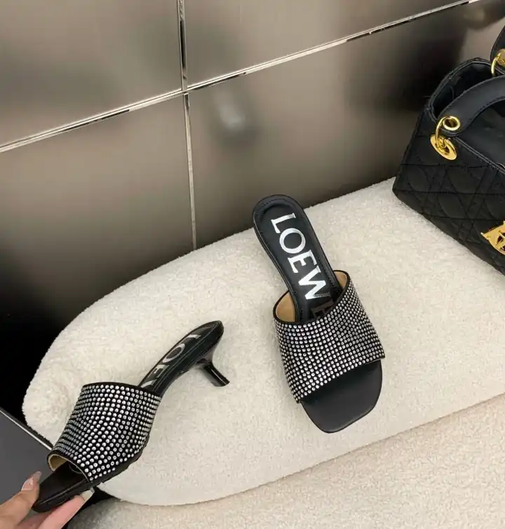 hype Loewe Slippers