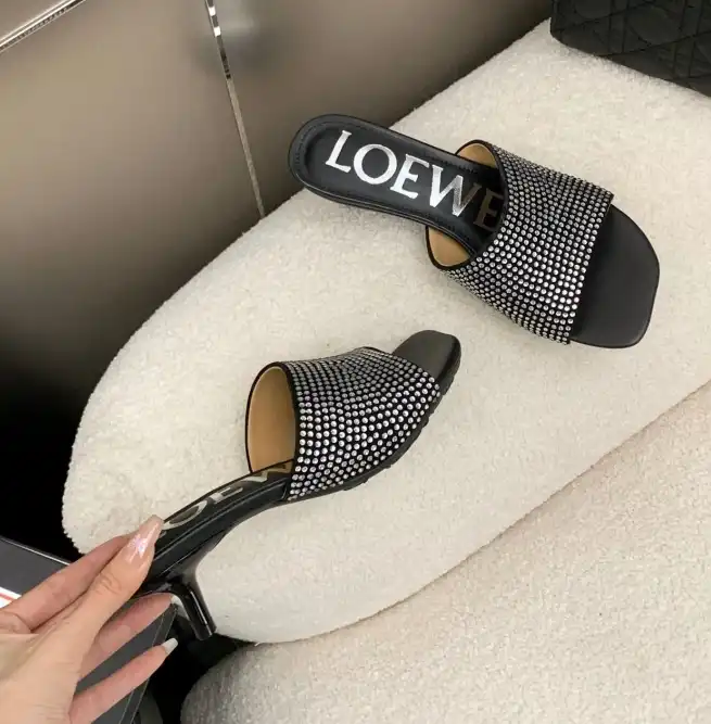 hype Loewe Slippers