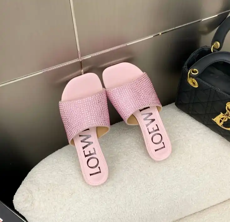 hype Loewe Slippers