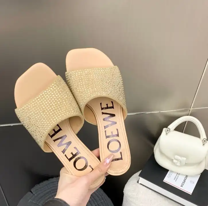 hype Loewe Slippers