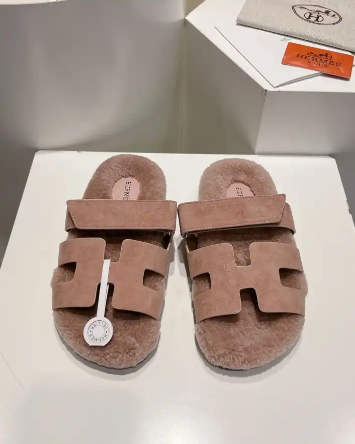 hype Hermes Slippers