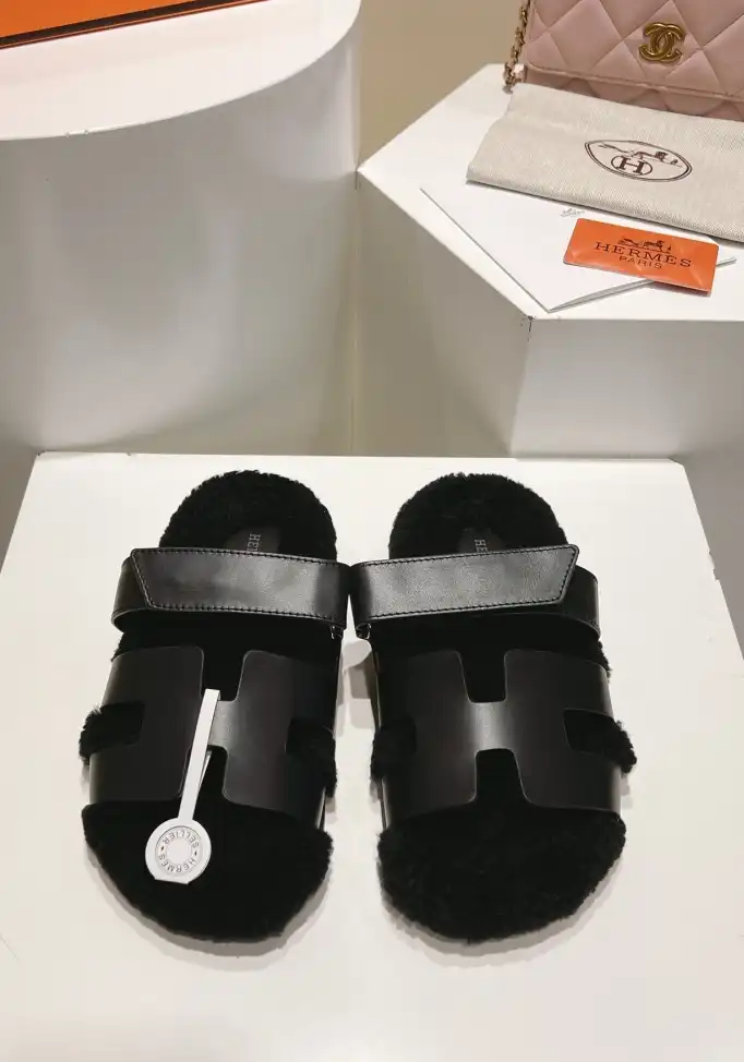 hype Hermes Slippers