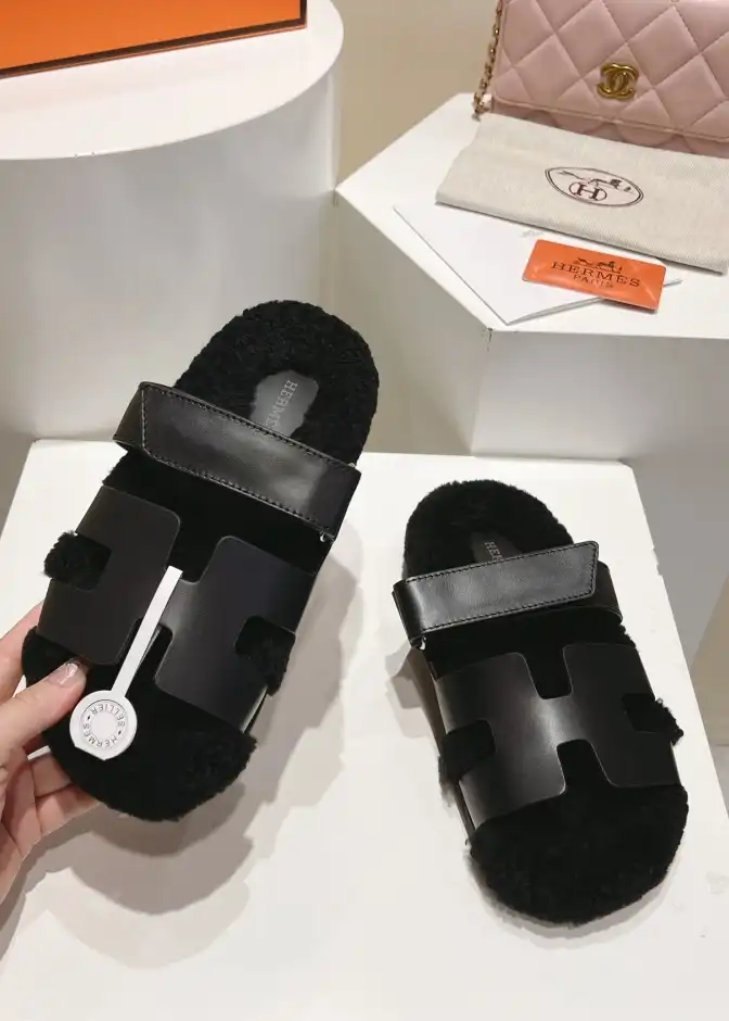 hype Hermes Slippers