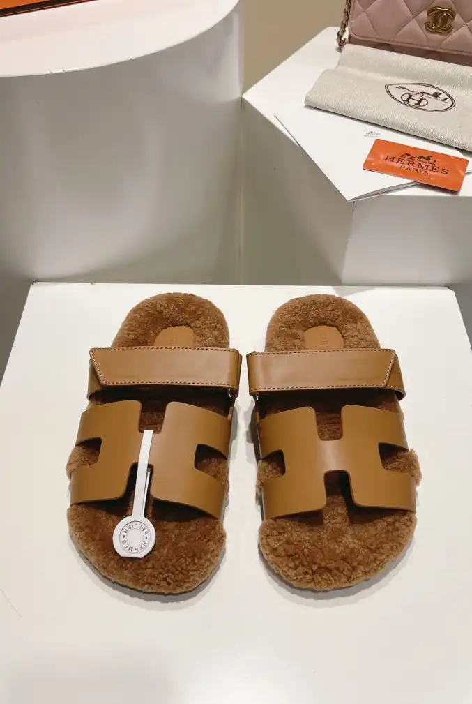 hype Hermes Slippers