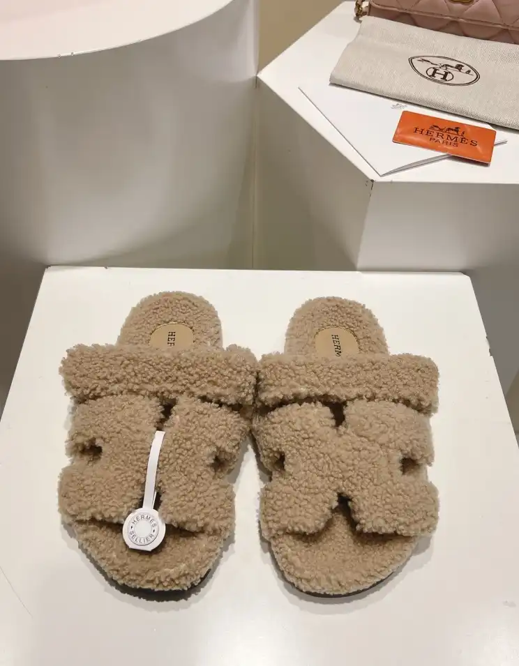 hype Hermes Slippers