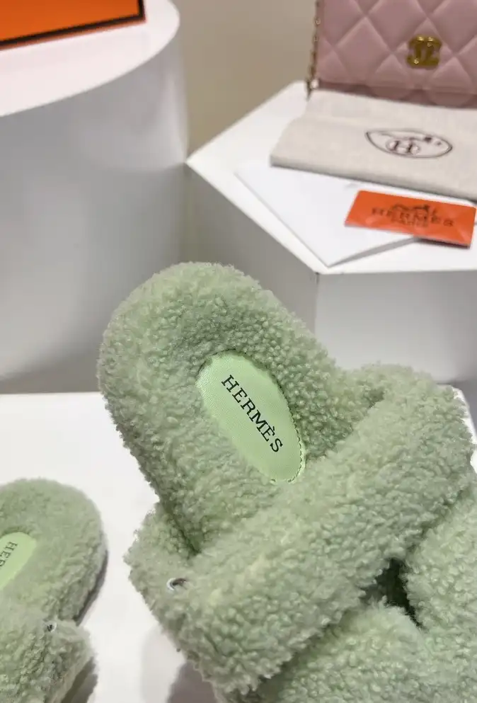 hype Hermes Slippers