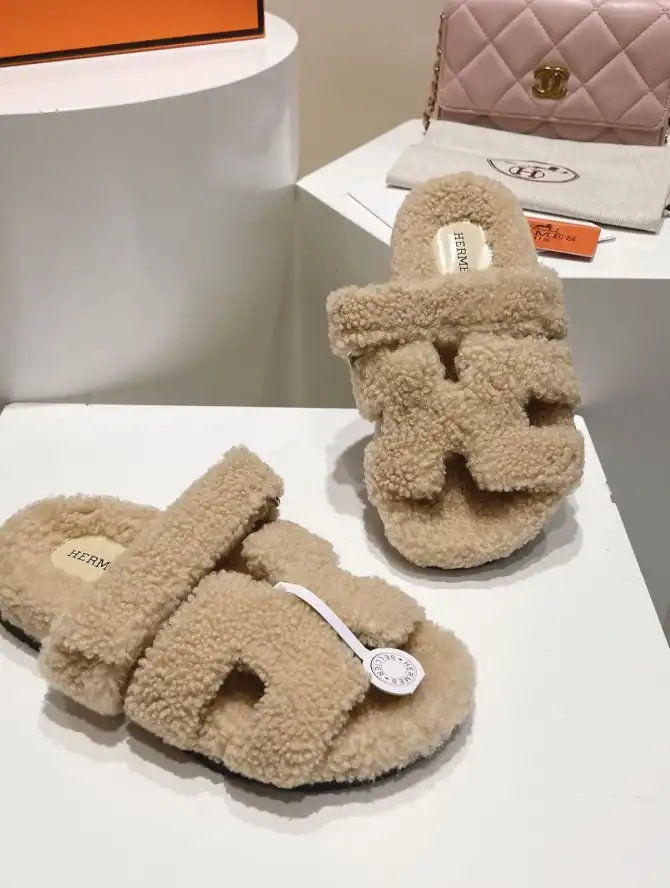 hype Hermes Slippers