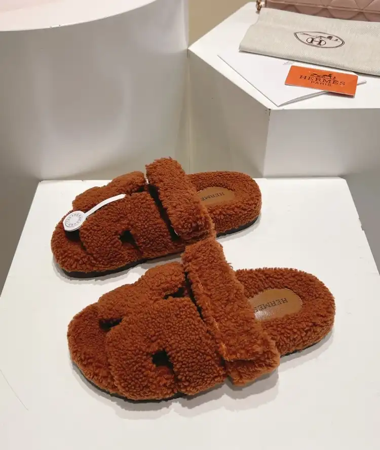 hype Hermes Slippers