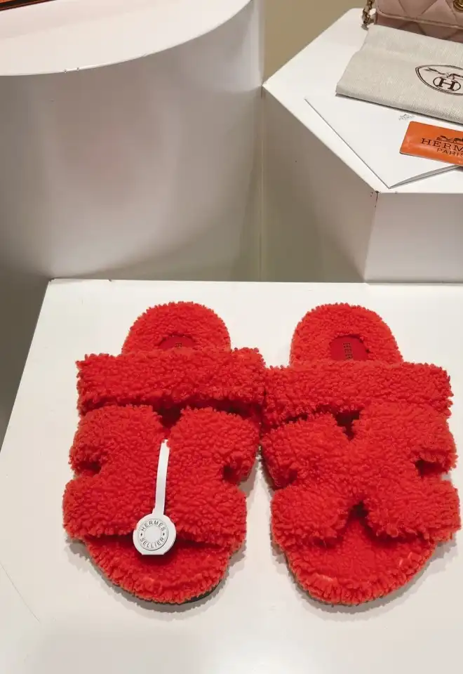 hype Hermes Slippers