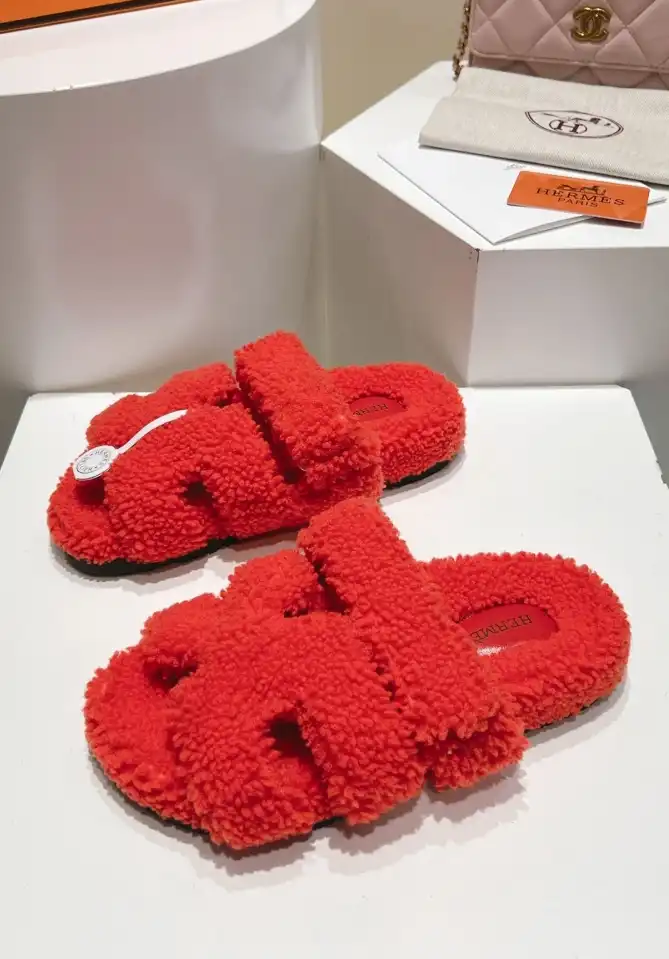 hype Hermes Slippers