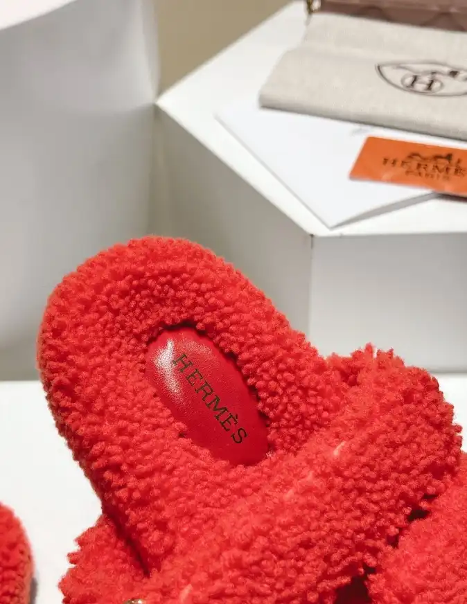 hype Hermes Slippers