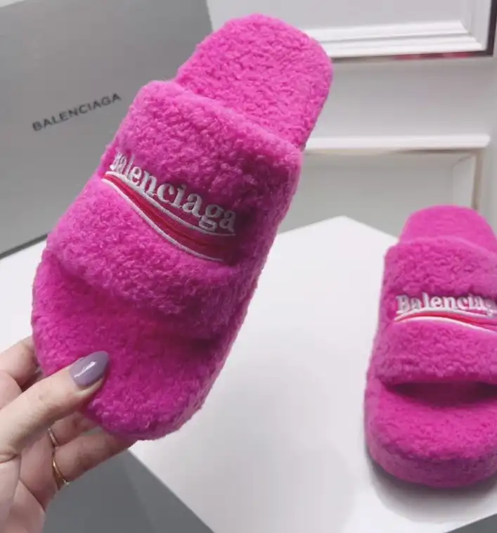 hype Balenciaga Slippers