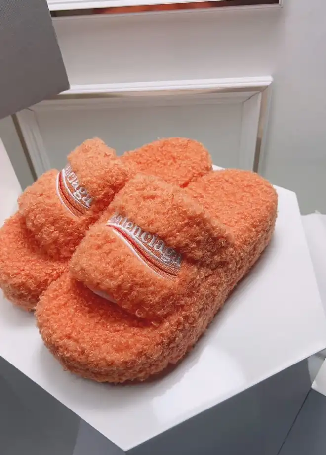 hype Balenciaga Slippers