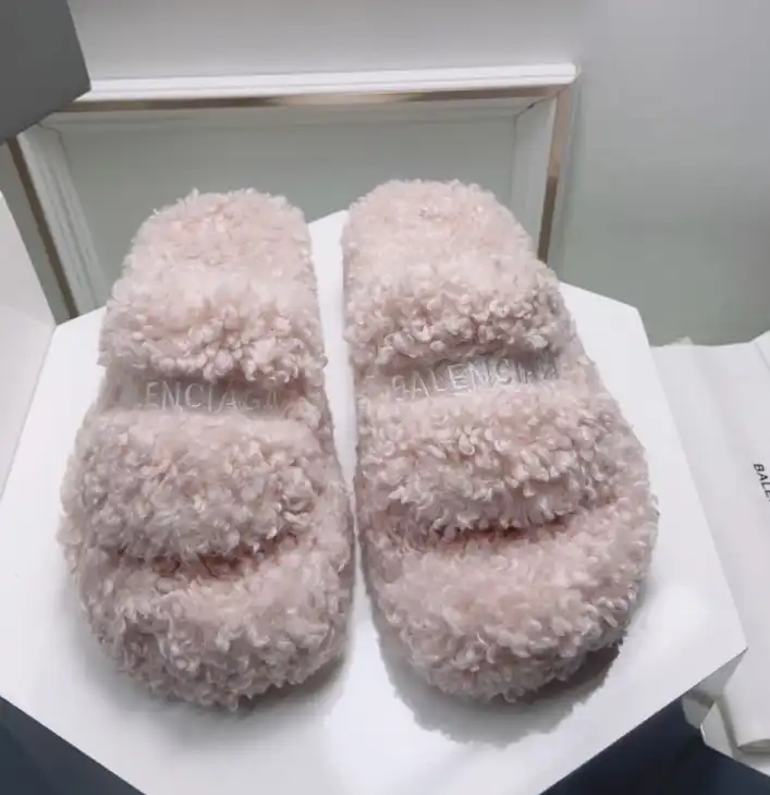 hype Balenciaga Slippers