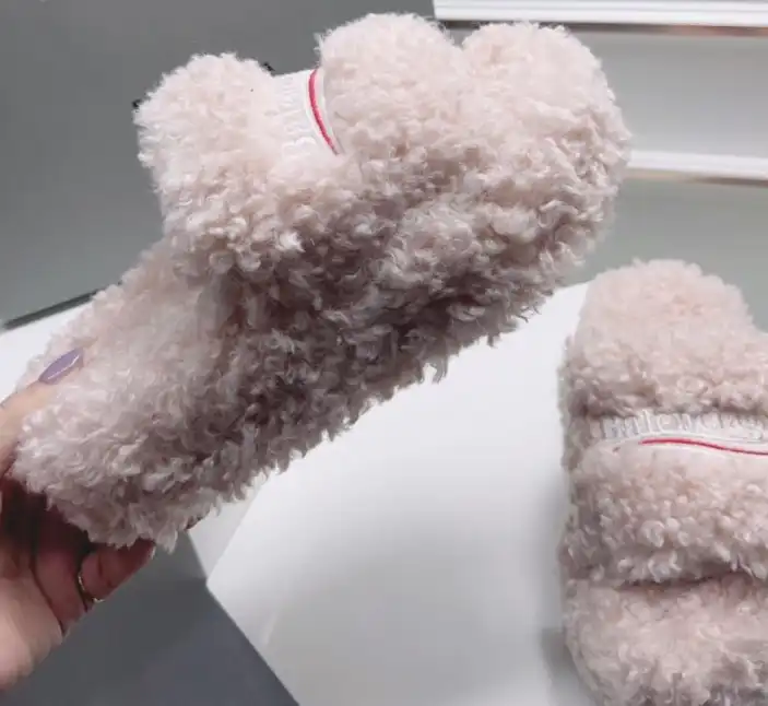 hype Balenciaga Slippers