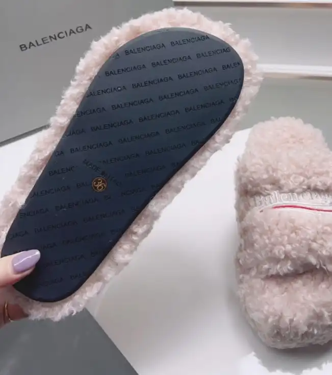 hype Balenciaga Slippers