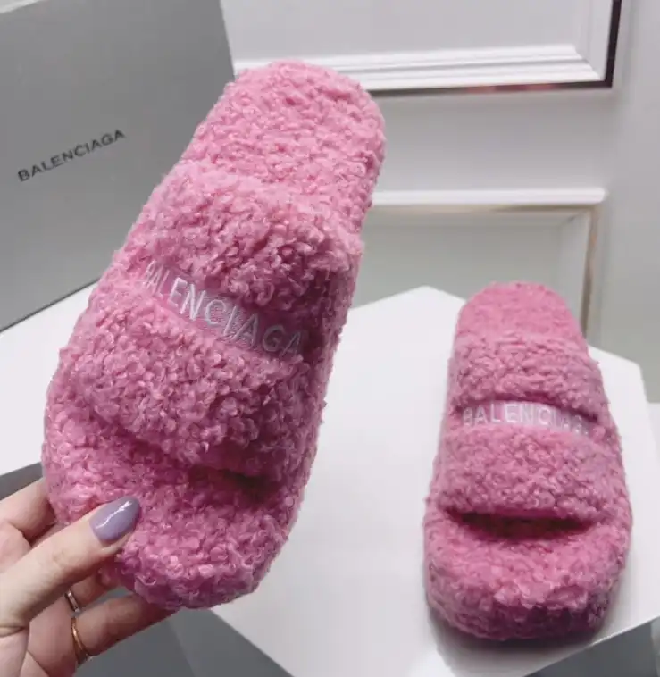 hype Balenciaga Slippers