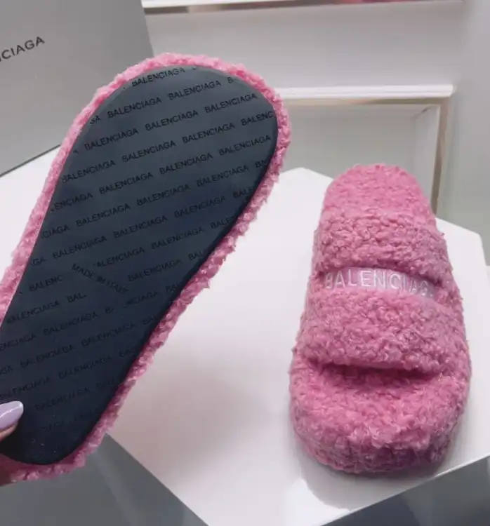 hype Balenciaga Slippers