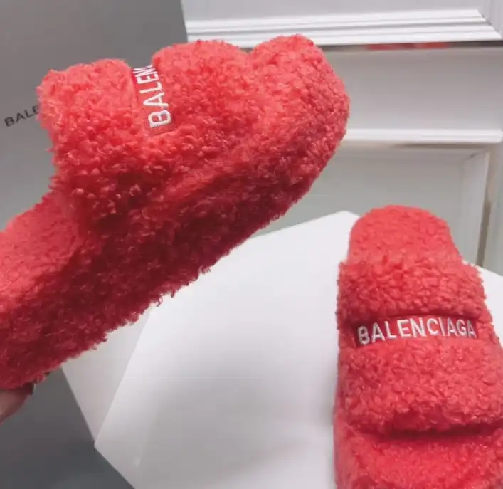 hype Balenciaga Slippers