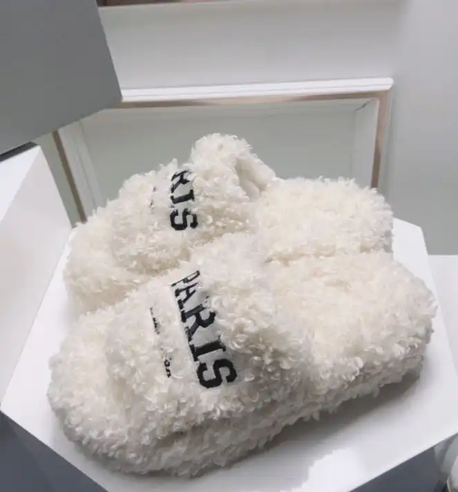 hype Balenciaga Slippers