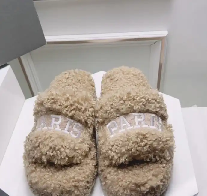 hype Balenciaga Slippers