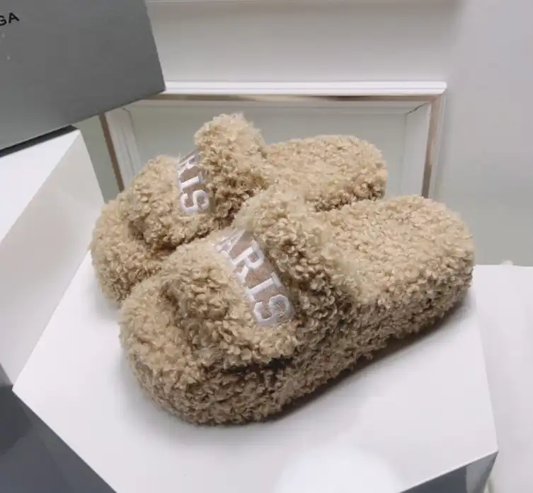 hype Balenciaga Slippers