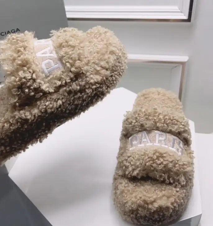 hype Balenciaga Slippers