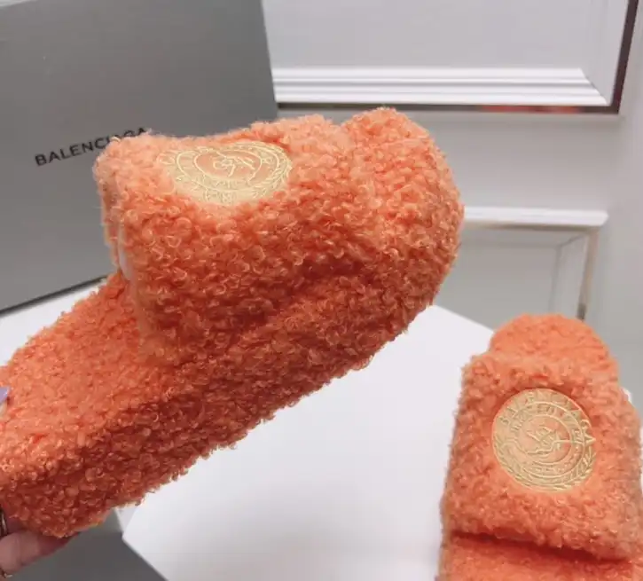 hype Balenciaga Slippers