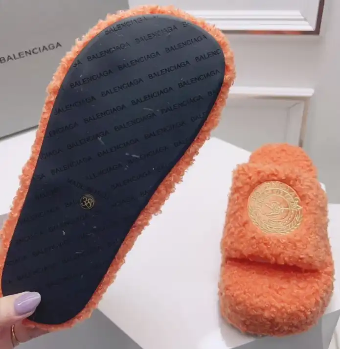 hype Balenciaga Slippers