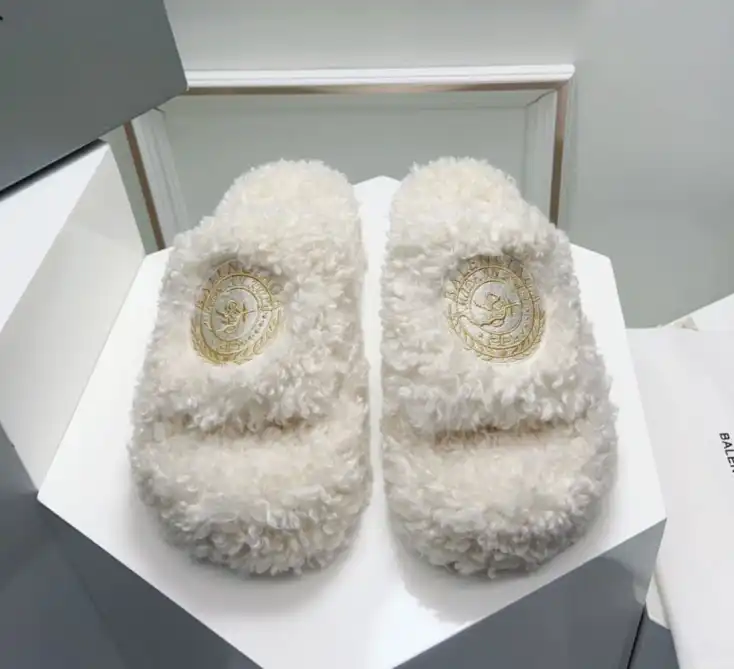 hype Balenciaga Slippers