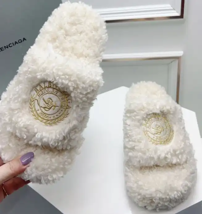 hype Balenciaga Slippers