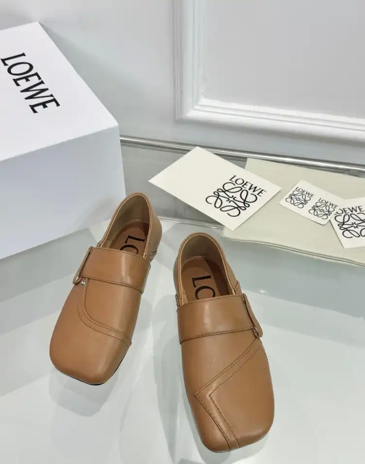 hype Loewe Leather Shoes