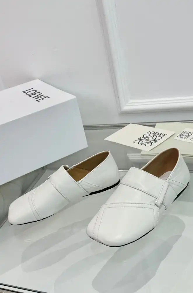 hype Loewe Leather Shoes