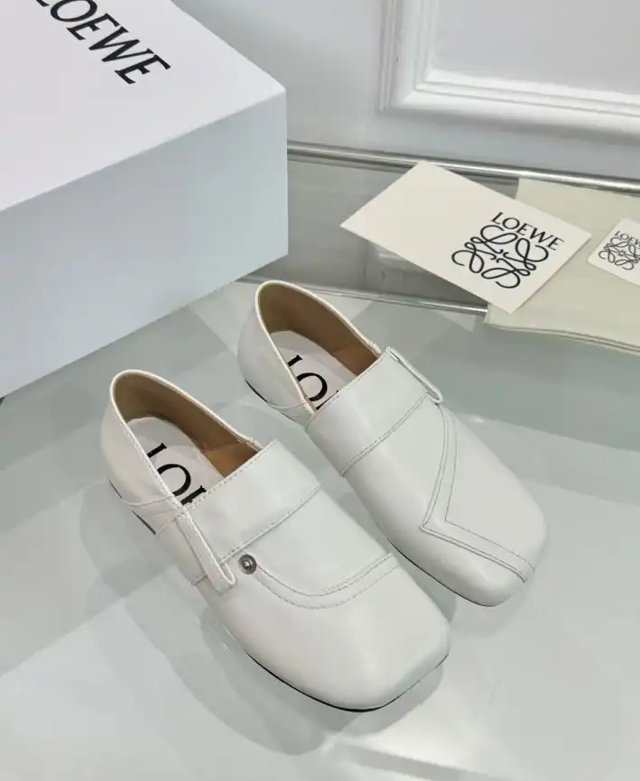 hype Loewe Leather Shoes