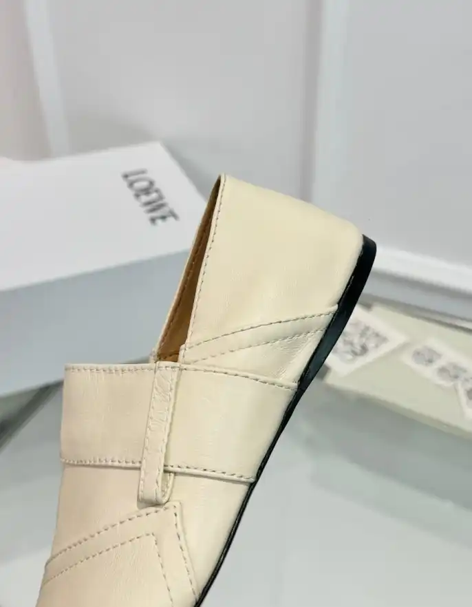 hype Loewe Leather Shoes