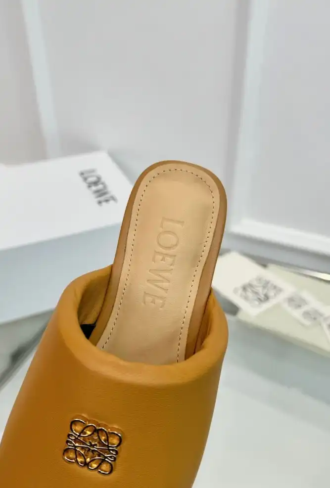 hype Loewe Slippers